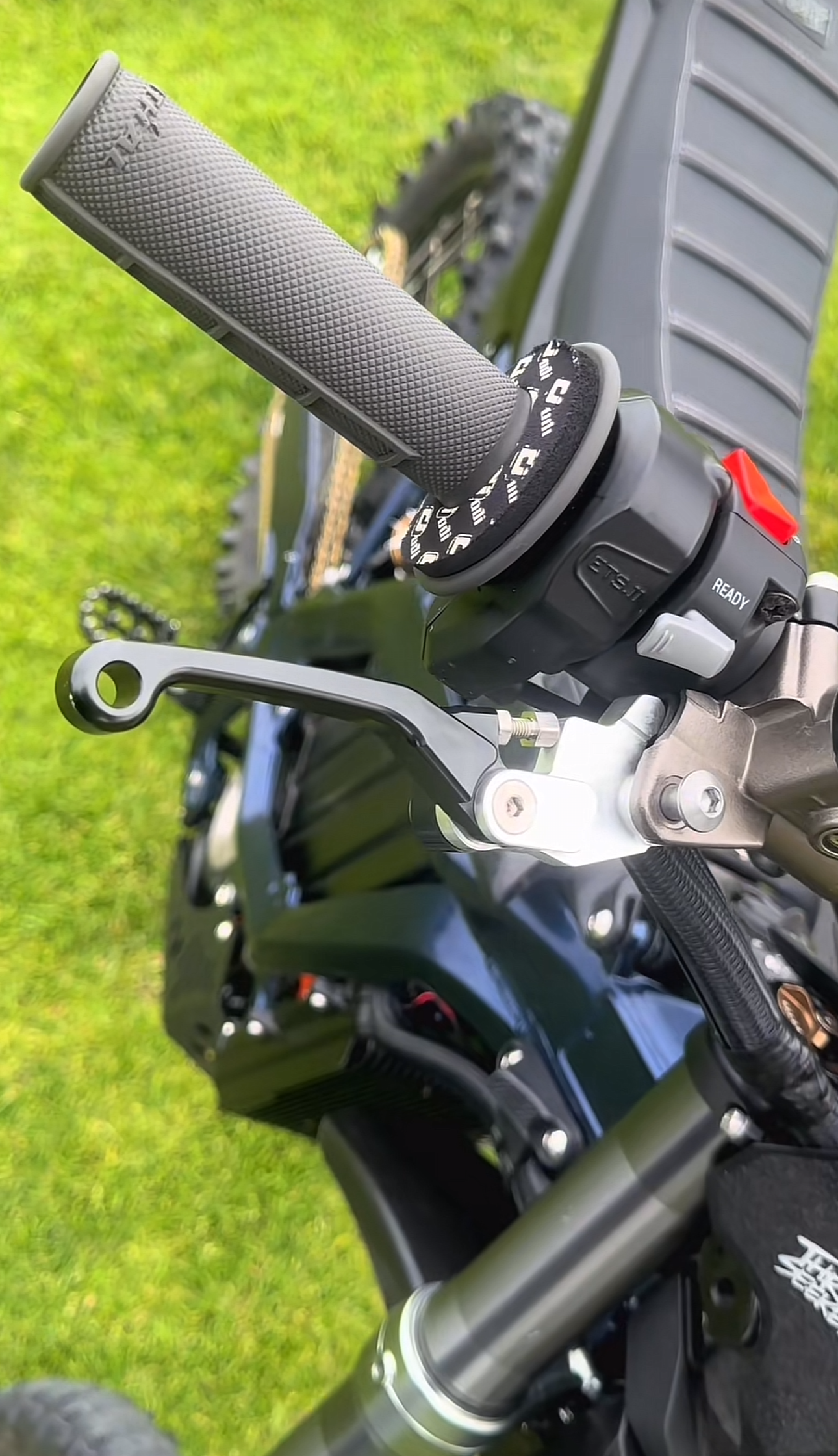 ultra bee premium brake levers